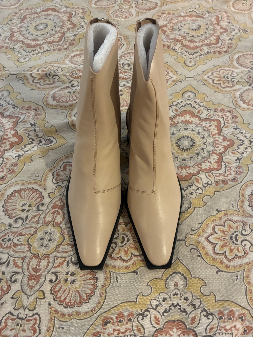 Topshop Leather Natural bootie. Zip back. New never worn
